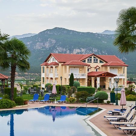 Famissi Suites 1 カランバカ エクステリア 写真