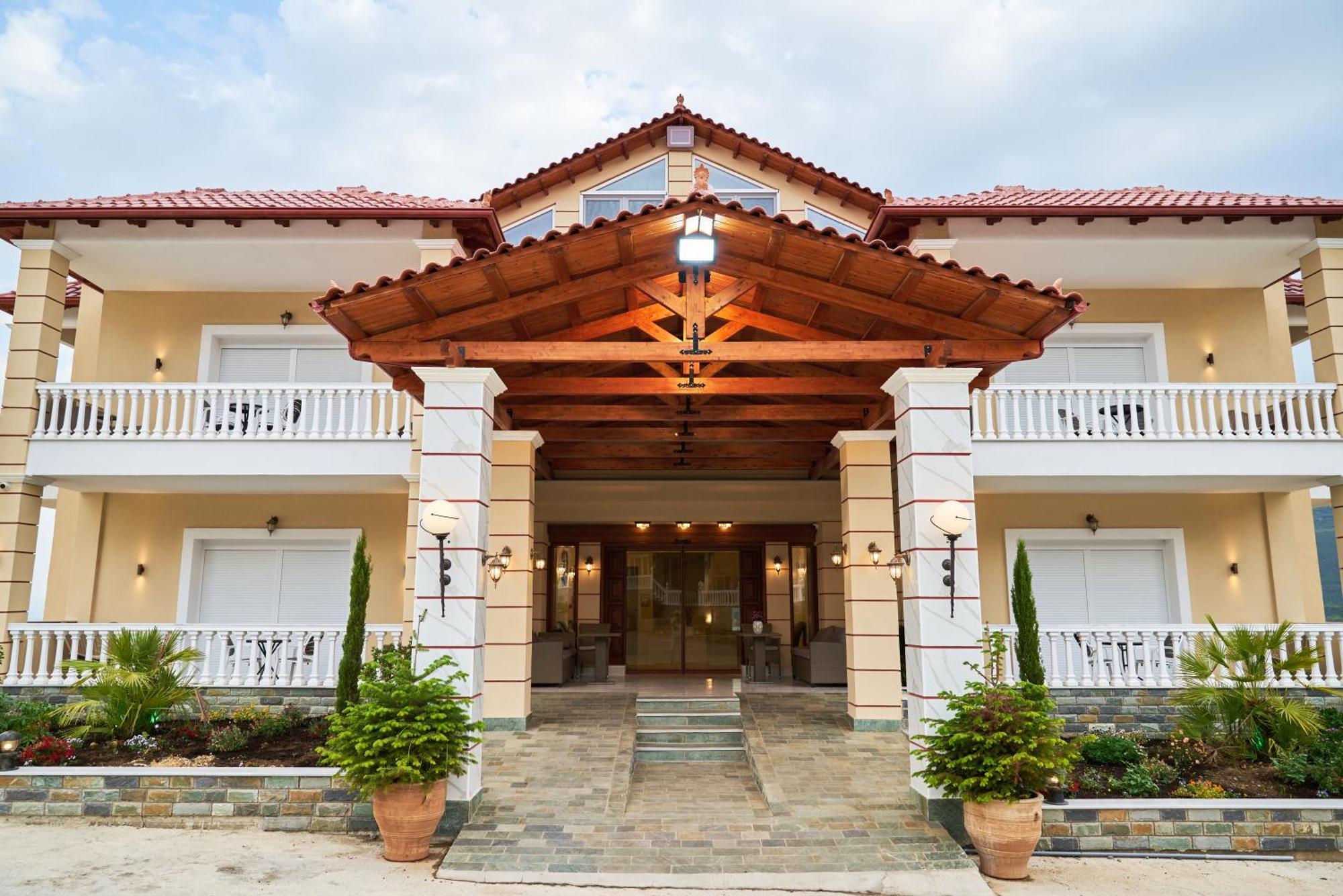 Famissi Suites 1 カランバカ エクステリア 写真