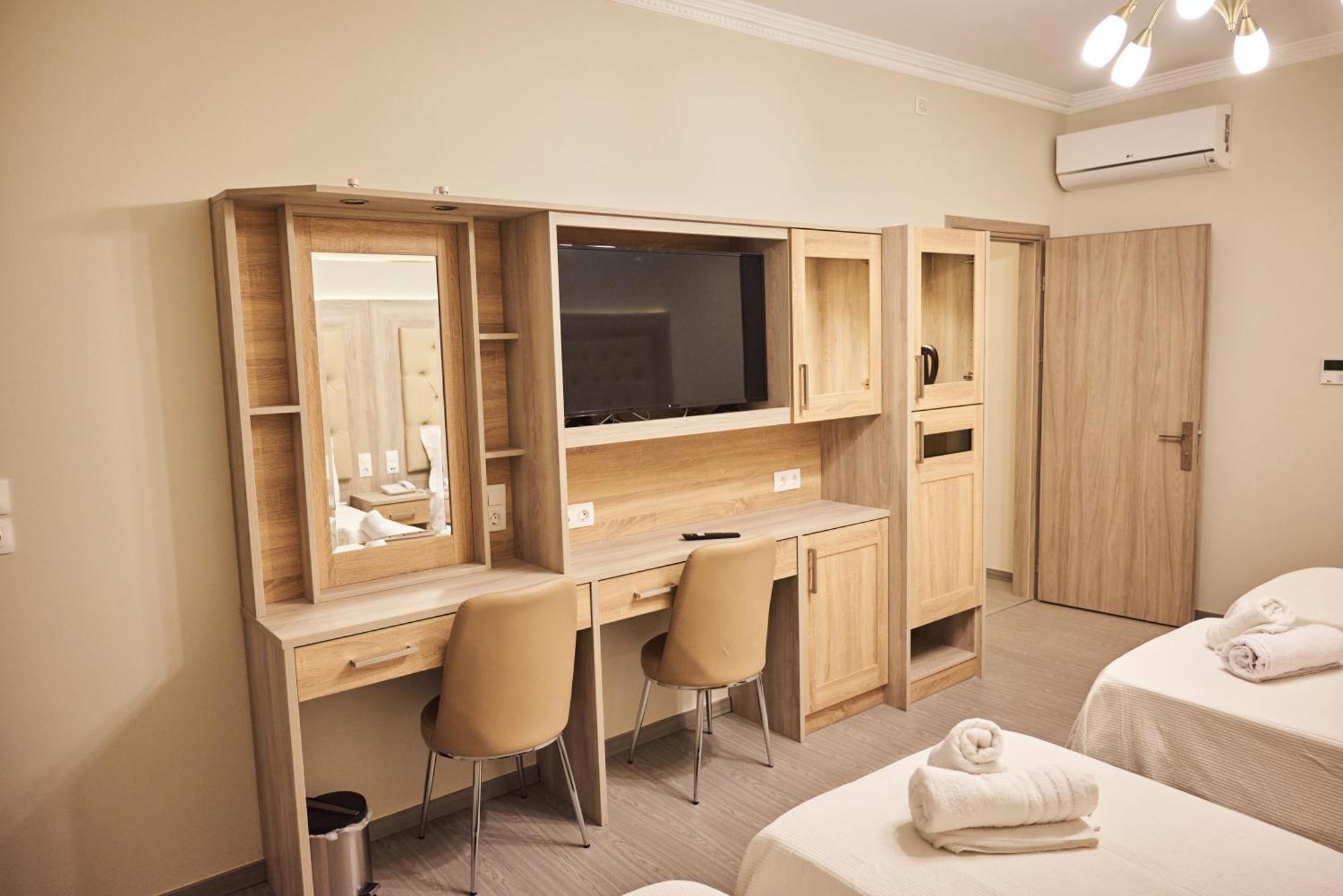 Famissi Suites 1 カランバカ エクステリア 写真