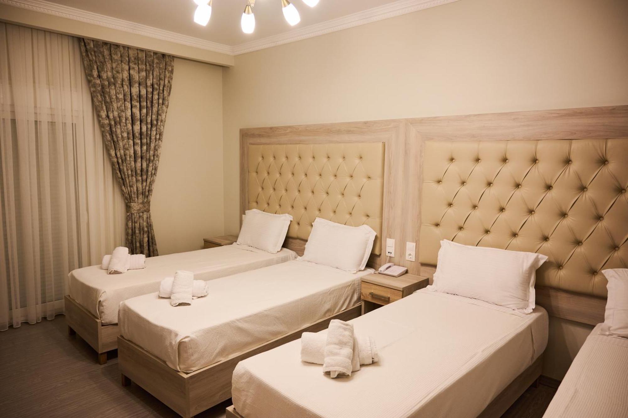 Famissi Suites 1 カランバカ エクステリア 写真