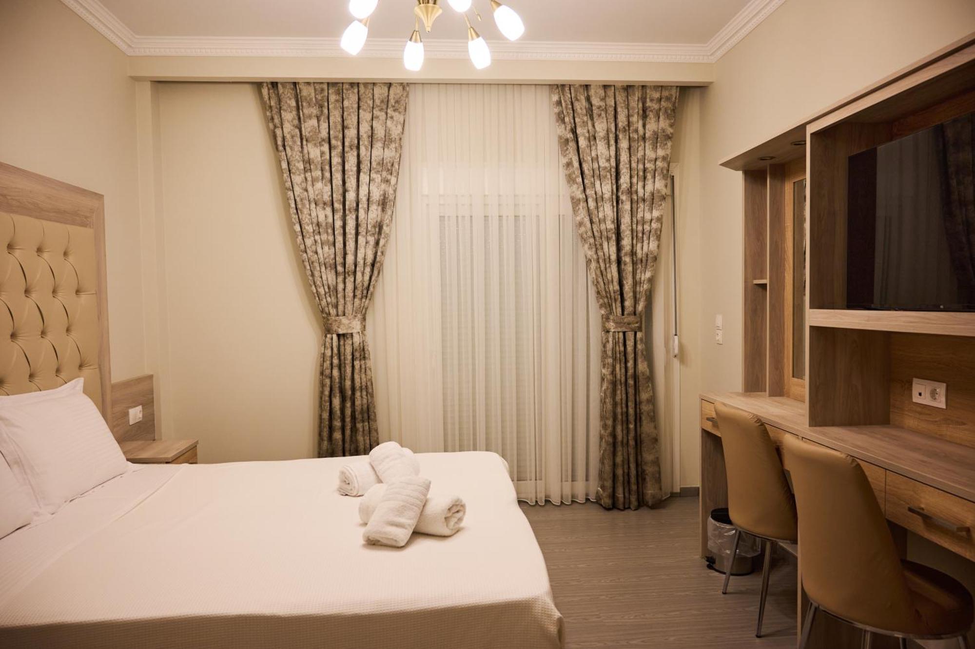 Famissi Suites 1 カランバカ エクステリア 写真